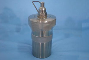 量熱儀用氧彈.jpg 量熱儀用氧彈.jpg